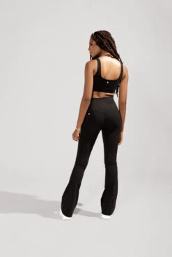 Supersculpt™ Flared Leggings With Pockets - Black -Popflex Clothing Shop 1724 OPF9332 Edit