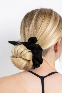 Secret Scrunchie With Bow -Popflex Clothing Shop 6J3A0724 887771a1 1c61 4c74 9574 c245fd2804f5