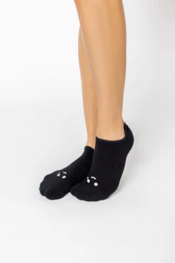 Happy Cry Face Low Rise Socks - Black -Popflex Clothing Shop 6J3A1238 Edit 907ca610 69b6 48cb bea7 c026aeb956dc