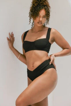 Boardwalk Bombshell Bikini Top - Black Rib 19 Boardwalk Bombshell Bikini Top - Black Rib -Popflex Clothing Shop AysiaOutfit2 43409 Edit a8fc2d14 a6cb 44e1 bc01 4e69e365a8f2