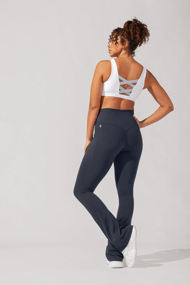 Crisscross Hourglass® Flared Leggings With Pockets - Smoky Navy 8 Crisscross Hourglass® Flared Leggings With Pockets - Smoky Navy - Image 8