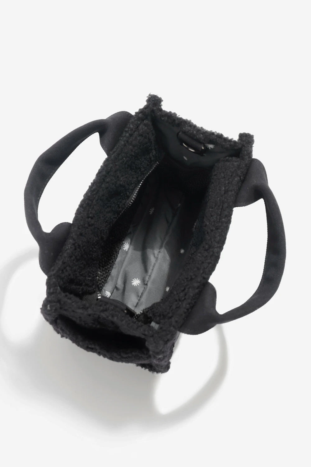 Baby Sherpa Sloane Tote - Black 5 Baby Sherpa Sloane Tote - Black - Image 5