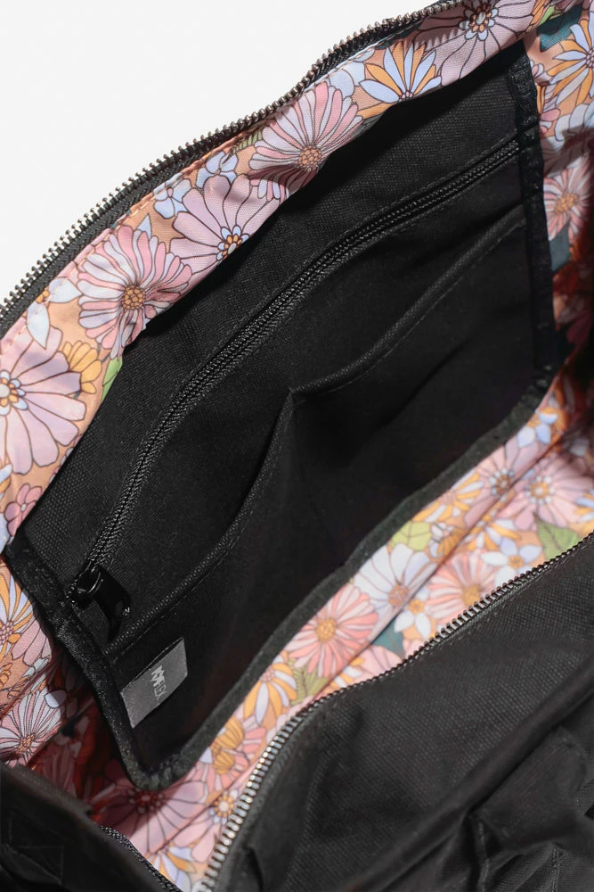 Sloane Tote - Black 8 Sloane Tote - Black - Image 8