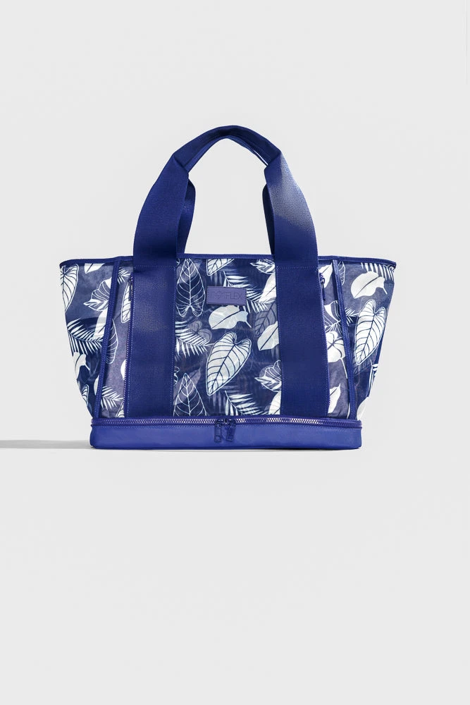 Big Beach Carryall Bag - Blue Palm 14 Big Beach Carryall Bag - Blue Palm - Image 14