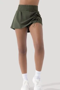 Bungee Superskort™ - Climbing Ivy -Popflex Clothing Shop Bungee Superskort Climbing Ivy H1008 2601 Edit 0a94ad2d ecea 4300 a1ec 00a4056dfac9