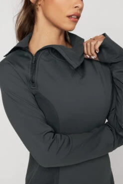 Chasing Pavements Mockneck Pullover - Raincloud -Popflex Clothing Shop ChasingPavementsLongSleeveRunningTop CityGrey B1003 03296 Edit