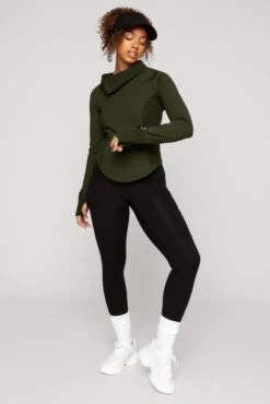 Chasing Pavements Mockneck Pullover - Evergreen -Popflex Clothing Shop ChasingPavementsLongSleeveRunningTop Evergreen B1003 03390 Edit
