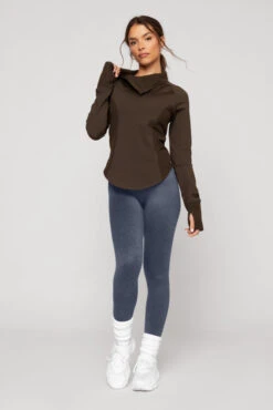 Chasing Pavements Mockneck Pullover - Dark Brown -Popflex Clothing Shop ChasingPavementsLongSleeveRunningTop Raincloud B1003 01830 Edit