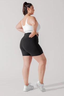 Crisscross Hourglass® Midi Short With Pockets - Black -Popflex Clothing Shop HourglassMidiShort Black D1001C 5 00241 Edit