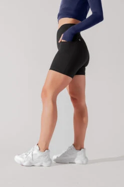 Crisscross Hourglass® Midi Short With Pockets - Black -Popflex Clothing Shop HourglassMidiShort Black D1001C 5 0108 Edit