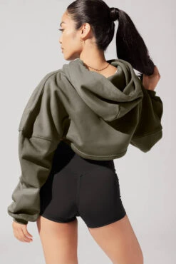 Cloud Shruggie - Olive Fatigue -Popflex Clothing Shop June7POPFLEXPhotoshootArleneOutfit21831 Edit 1 a0bc52ca 071c 4610 b4ea ec4b06609559