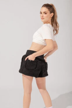 Faux Sherpa Short With Pockets - Black -Popflex Clothing Shop KayleeOutfit8 0877 Edit 973408dd 371f 4a9e a654 089f9a799c3a