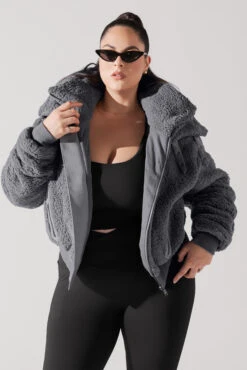 The Kinsley Bomber Jacket In Faux Sherpa - Grey