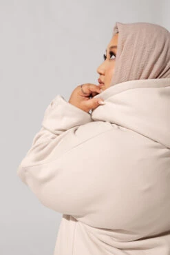 Long Cloud Hoodie - Blushing Beige 16 Long Cloud Hoodie - Blushing Beige -Popflex Clothing Shop NOORoutfit2 40633 Edit