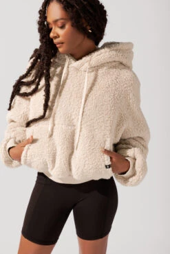 Faux Sherpa Pullover Cloud Hoodie - Taupe -Popflex Clothing Shop OPF5235 Edit