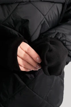 Pillow Packable Puffer Jacket - Black -Popflex Clothing Shop PF M6A9702