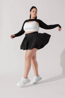Ace ‘em Pleated Skort - Black 15 Ace ‘em Pleated Skort - Black -Popflex Clothing Shop VensusSkort Black H1002 2288 Edit 1