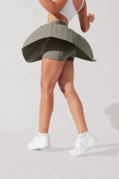 Ace ‘em Pleated Skort - Rustic Olive -Popflex Clothing Shop VensusSkort RusticOlive H1002 0992 Edit 1